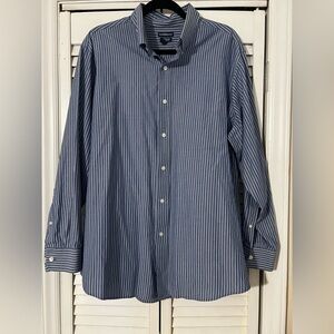 Craft & Barrow Broadcloth Classic Fit Striped Dress Shirt